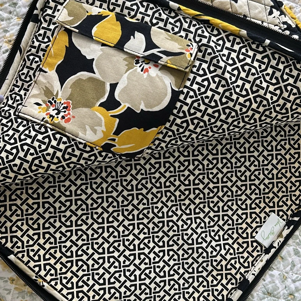 Vera Bradley Black and Cream Laptop